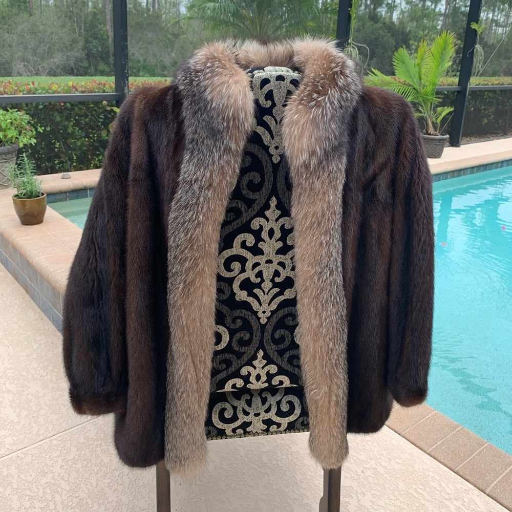 Mink coat with Fox trim